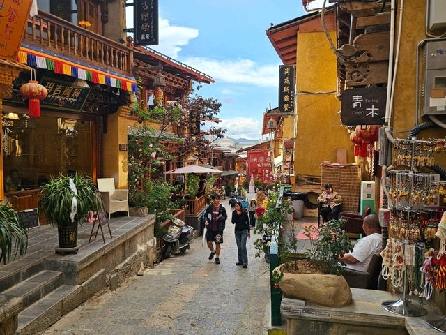 Wander to Shangri-La