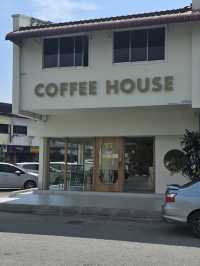 Perfect place for work and coffee 