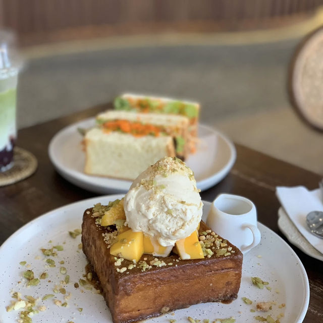 A Refined Oasis of Flavor – My Visit to Realm Café, Hat Yai