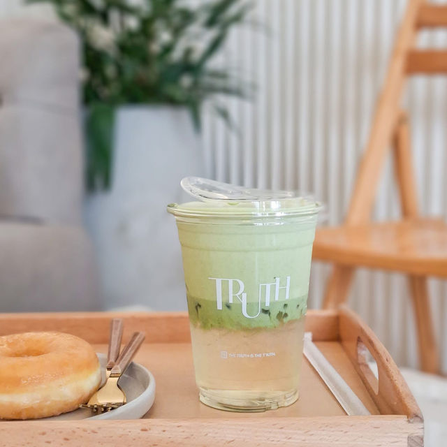 Truth Coffee&Poshtel 