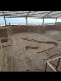 天空の図書館と劇場、ペルガモン遺跡で古代ギリシャの知と美に触れる旅。 