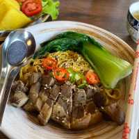 บ้านก๋ง ตลาดใต้ อาหารเช้าย้อนยุค