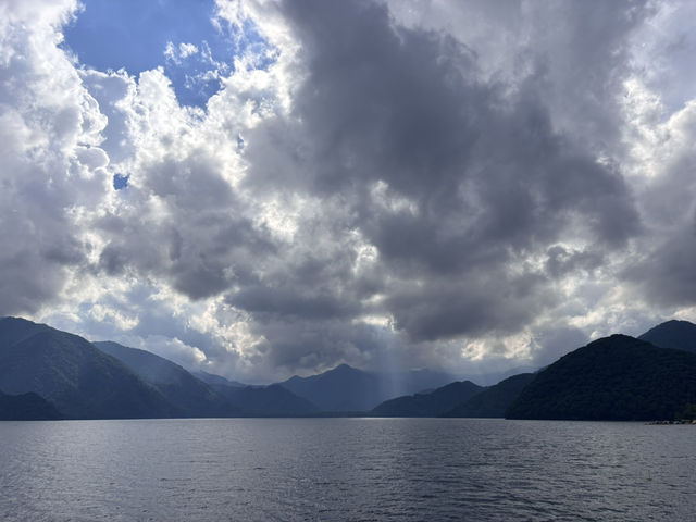 日光中禪寺湖