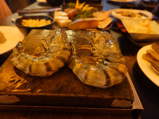 🔥 Hot Stones (Clarke Quay) — DIY Sizzle with Riverfront Views