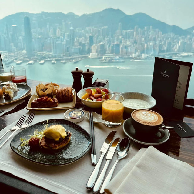 Sky-High Elegance: A Stay at The Ritz-Carlton Hong Kong