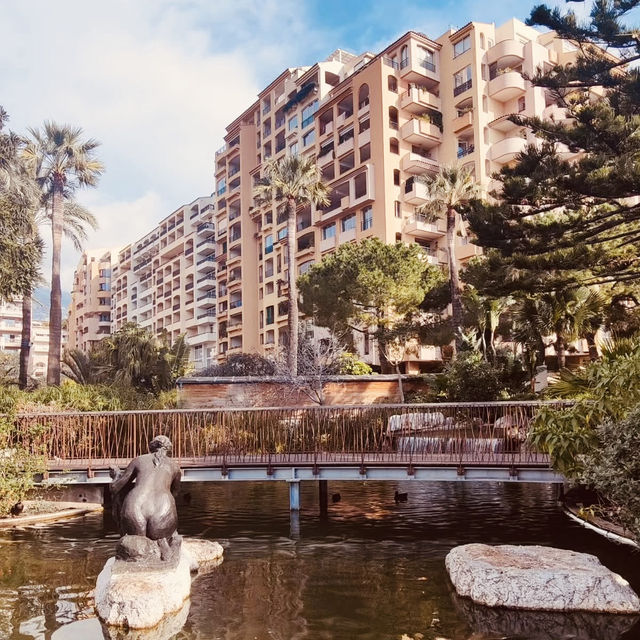 🌊🏎️ Solo Glamour on the Riviera: Monaco – Billionaire Playground for the Independent Traveler  🌊🏎️ Solo Glamour on the Riviera: Monaco – Billionaire Playground for the Independent Traveler