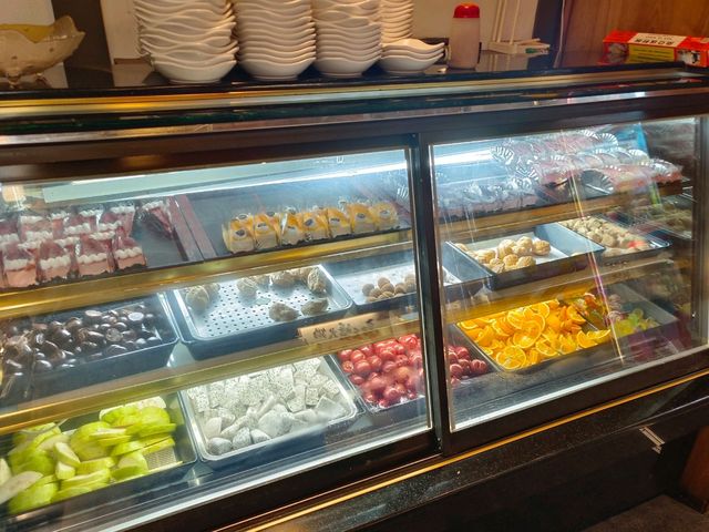 八雲町和牛海鮮鍋物火鍋新莊店