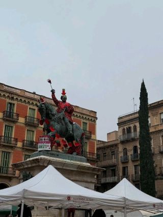 Reus: A Vibrant Blend of Culture and Modernist Charm