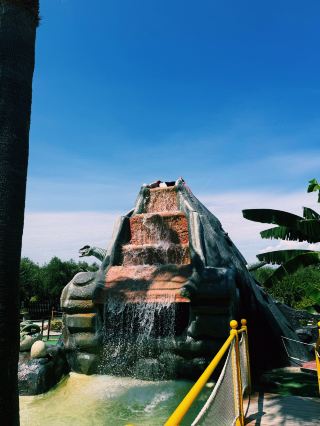 วันพิเศษในเกาะซาคินโธส สร้างสรรค์โดย Fantasy Mini Golf