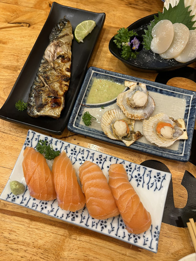 Tora izakaya&sushi bangsaen