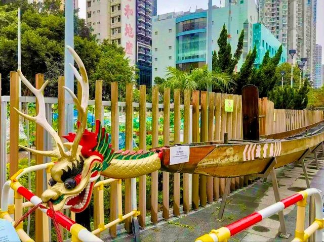 Tin Hau Temple, Aberdeen – A Tranquil Heritage Beside the Sea Tin Hau Temple, Aberdeen – A Tranquil Heritage Beside the Sea