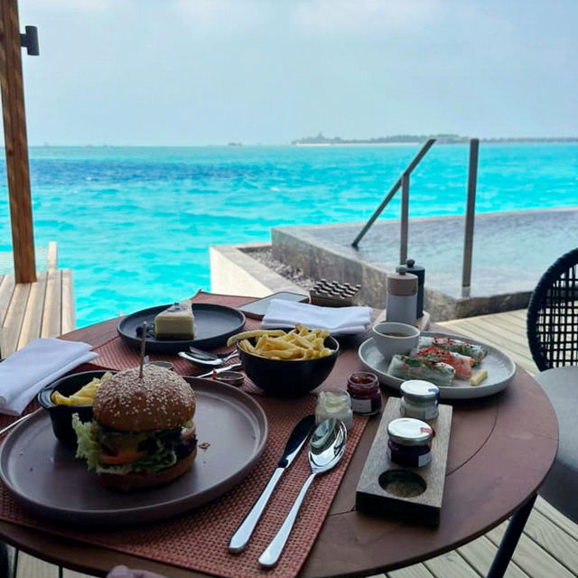 Maldives Bliss Awaits Maldives Bliss Awaits