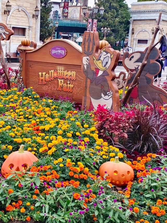 🎃 Halloween Magic at DisneySea Japan 🕸️✨