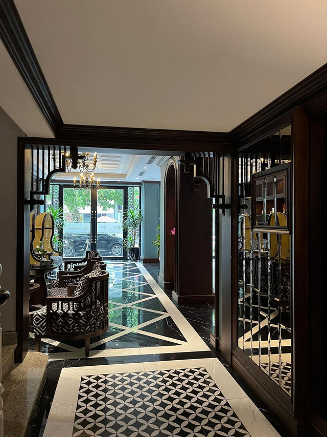 รีวิว Salute Premium Hotel & Spa Hanoi 