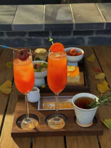 百年銀杏樹下的下午茶