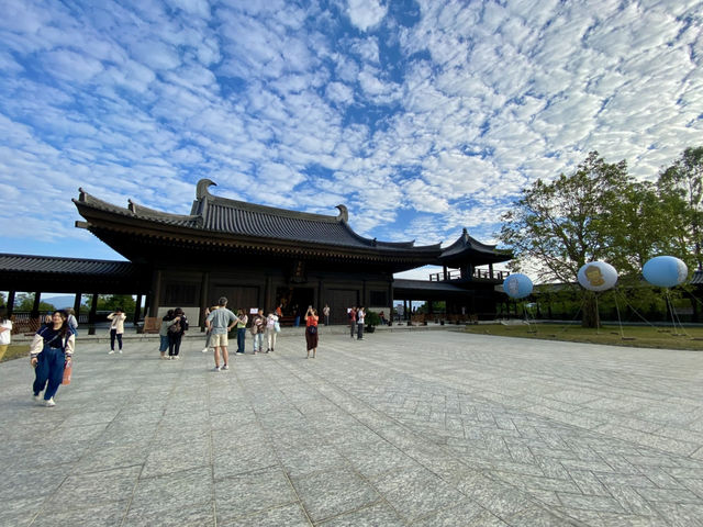 香港慈山寺✨ 感受天然與文化合一寺院 ❤️🙏🏻 香港慈山寺✨ 感受天然與文化合一寺院 ❤️🙏🏻