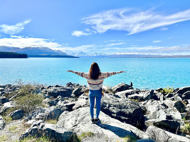 Lake Pukaki: Stunning Alpine Beauty Lake Pukaki: Stunning Alpine Beauty