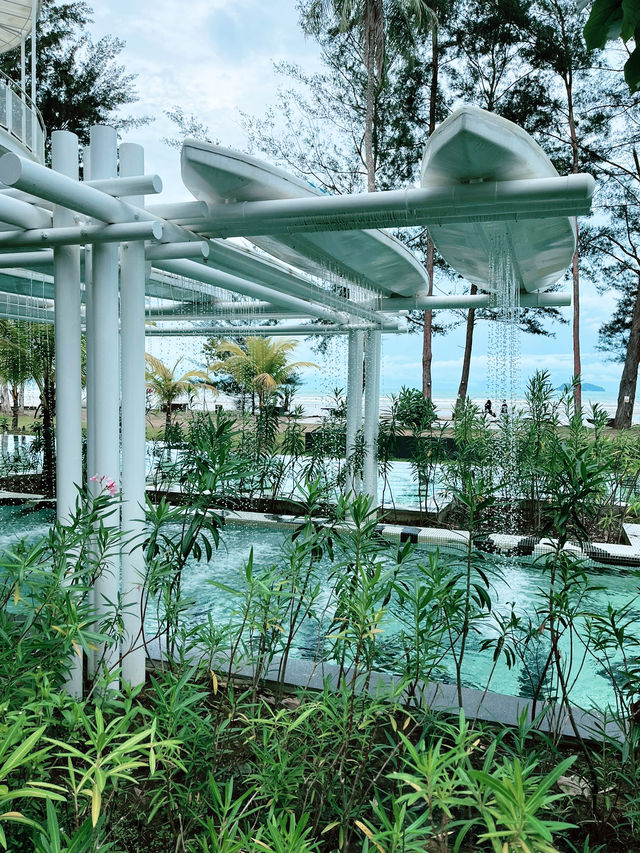 “Family-Friendly Luxury at Roxy Beach Apartment”