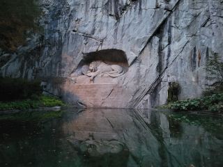 Lucerne’s Heartbreaking Lion Monument & a Surprise Autumn Fair!