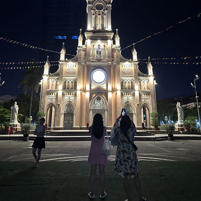 베트남 다낭 핑크성당 다낭교구성당 Giáo xứ Chính tòa Đà Nẵng