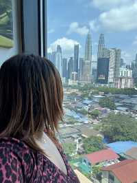 Glass Walls, Big Views, Chill Vibes