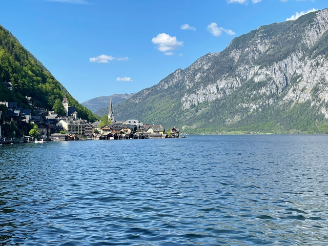 Still Waters and Slow Steps: A Budget Day in Hallstatt