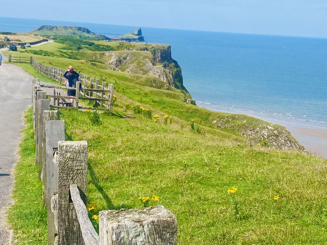 Rhossili Bay: Nature’s Masterpiece on the Welsh Coast