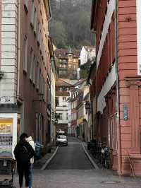Wandering through Heidelberg feels like stepping into a storybook 🏰