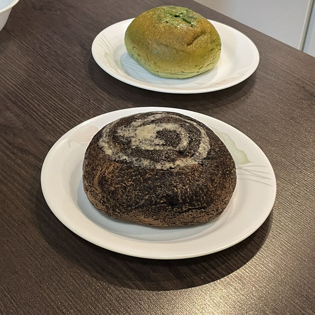 London🇬🇧Mrs. Bakery: Sweet Delights Near Chinatown! 🍫 