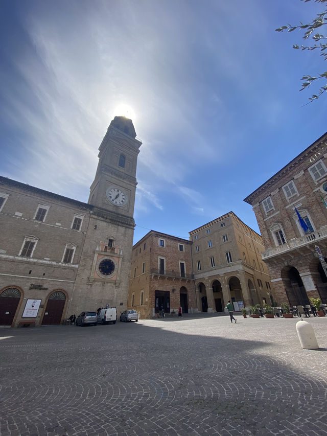 Exploring Ancona – History, Highlights, And A Day Itinerary 