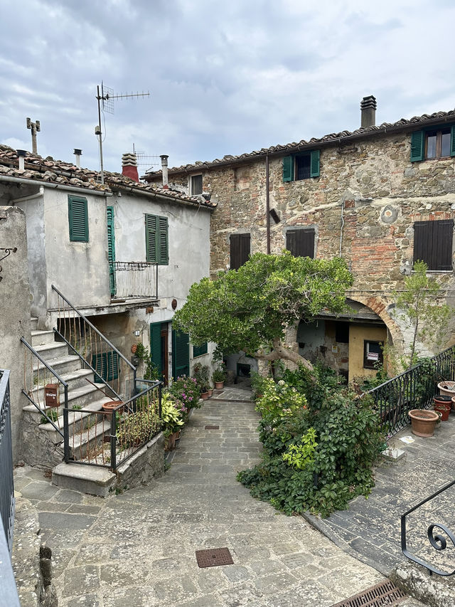 Discover Tuscan Charm in Scansano & Manciano