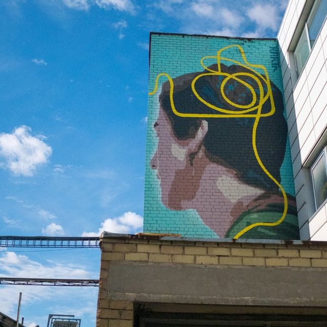 🎨Riga in Color: Exploring the City’s Vibrant Street Art Scene 🌆✨