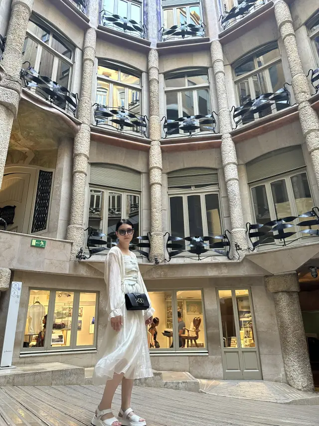 casa milà — la pedrera 🐚🏛️
