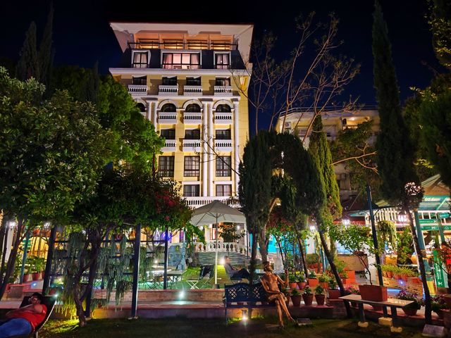 The Kathmandu Guest House, which carries the memories of world travelers, is a must-visit hotel in Nepal.