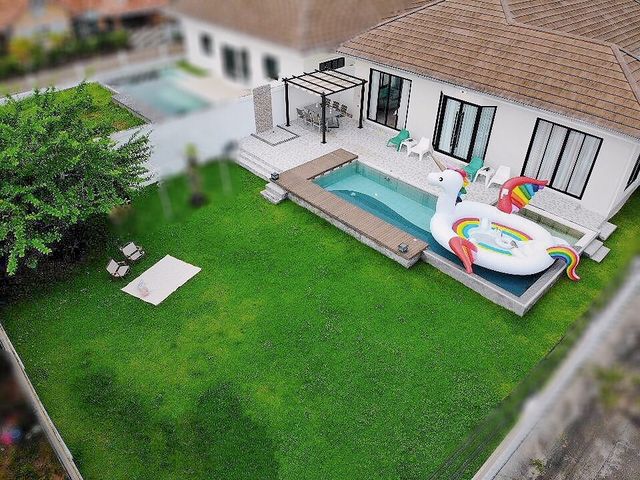 Pattaya's new homestay OneSeasonPoolVilla, a seasonal pool villa.