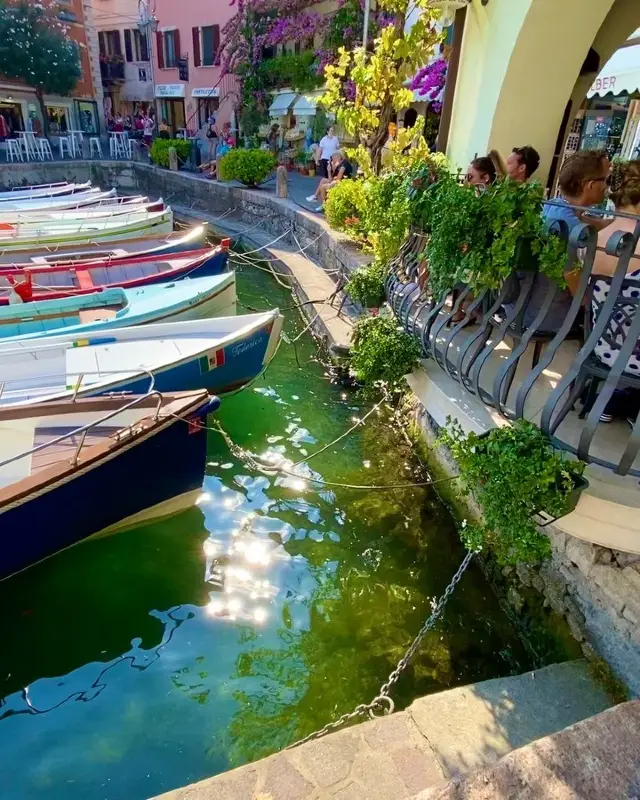 Sirmione: Tranquil Beauty on Garda Lake