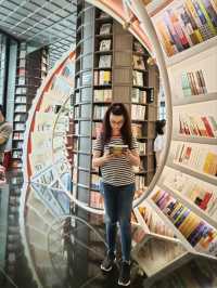 Inspiring spiral bookstore in Shenzhen