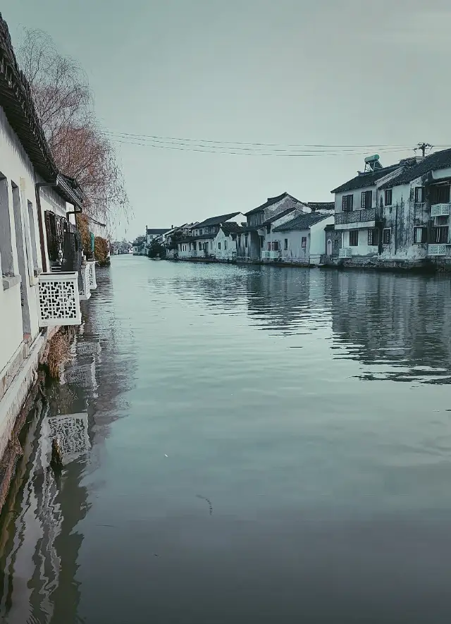 Suzhou's Seven-mile Shantang