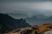 寧武芦芽山：峰巒疊翠，畫屏綿延