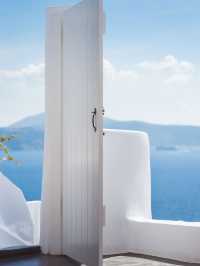 🌟 Santorini's Gem: Andronis Boutique Hotel Unveiled! 🏨✨