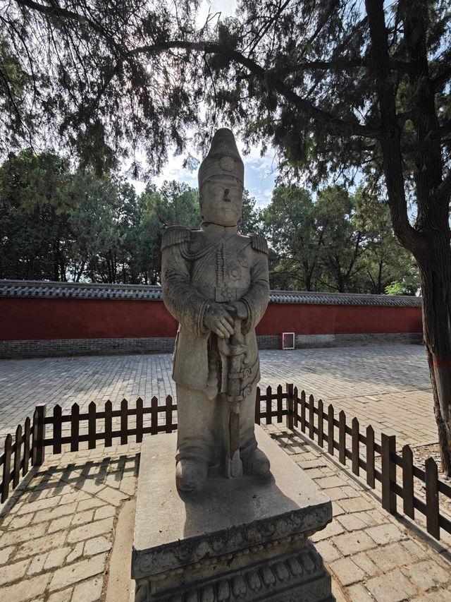 想稱袁陵被拒,只能改叫袁林 想稱袁陵被拒,只能改叫袁林