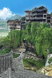 湖南湘西芙蓉鎮｜掛在瀑布上的千年古鎮