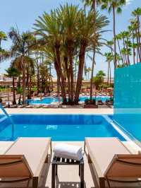 🌴 Canary Islands Oasis: Stay in Style at Hotel Riu 🏖️