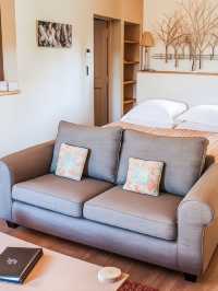 🌟 Provence Paradise: Unwind at Baumanière 🏨✨