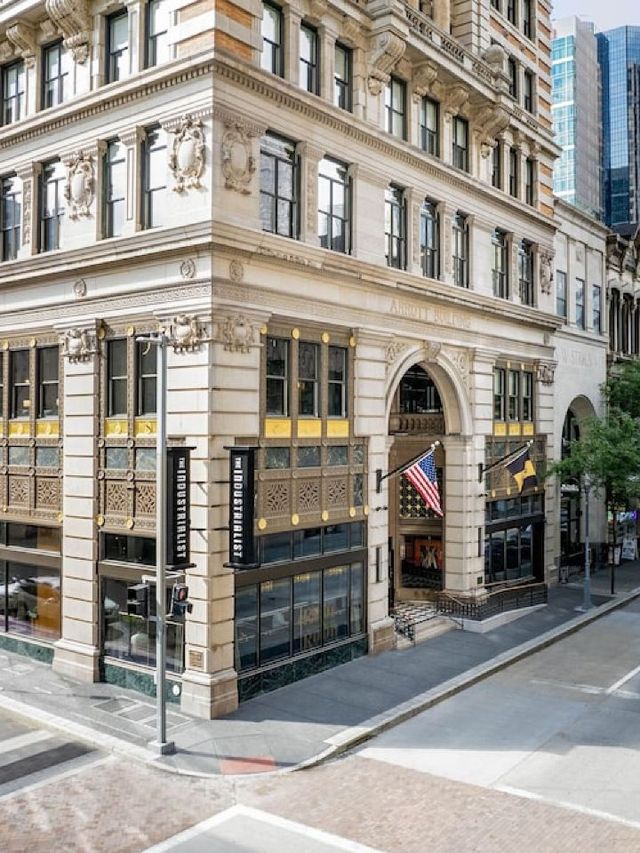 Pittsburgh's Chic Sleeps: The Industrialist Hotel ✨🏨