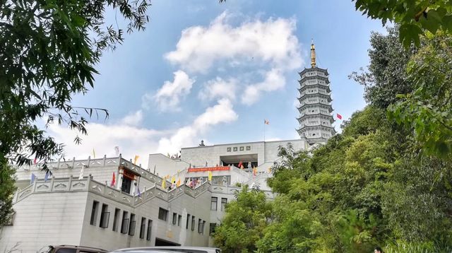 金山卧佛:沙縣淘金山的千年守候。 金山卧佛:沙縣淘金山的千年守候。