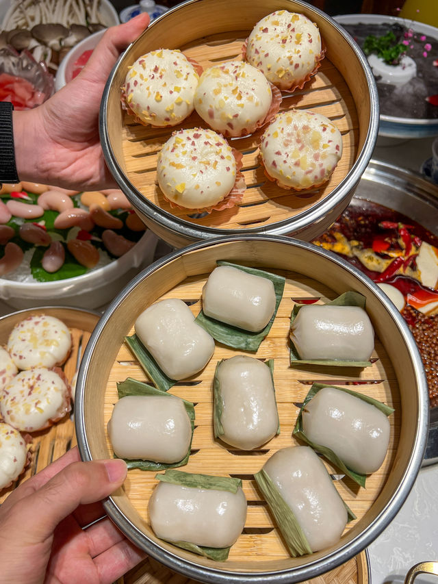 吃火鍋看川劇變臉，這火鍋店也太會了。