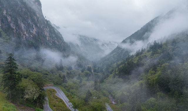 汶川新晉熱門徒步路線，阿爾溝的風景確實不錯。