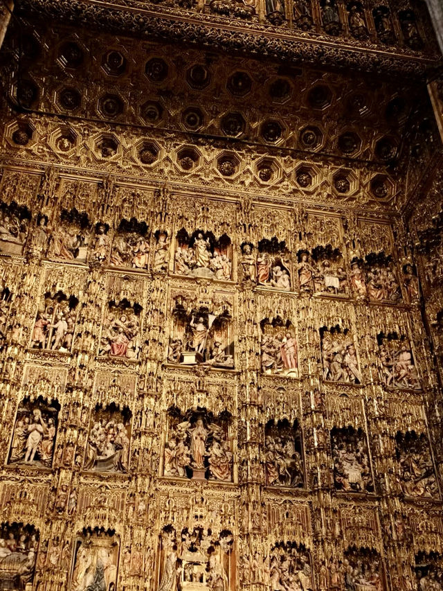 Gothic Grandeur: A Visit to Seville Cathedral