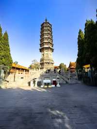 柏林寺塔。